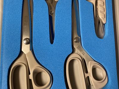 Kai 4 scissor set