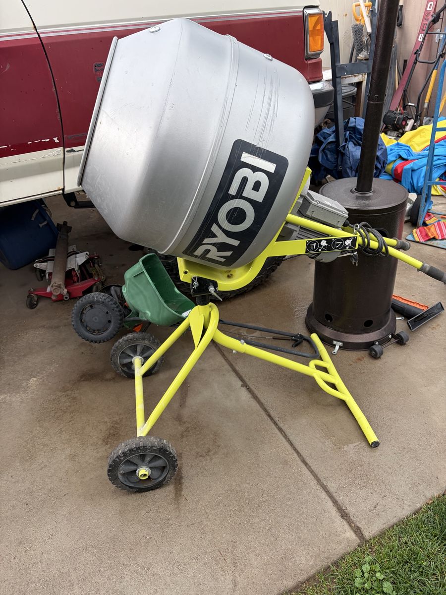 Ryobi Portable Cement Mixer