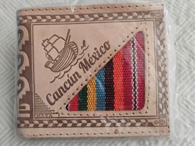 New Cancún México Leather Wallet with Woven Fabric Insert and Card Slots