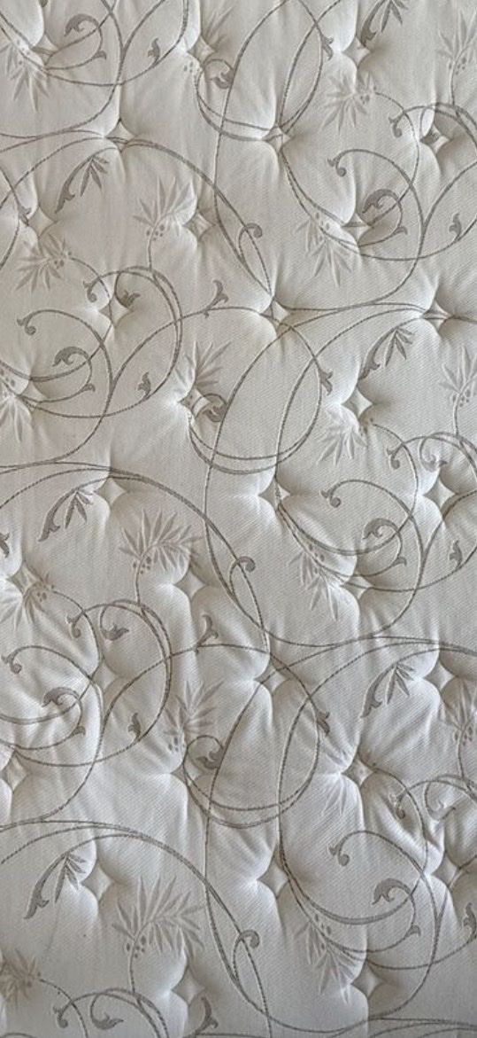 King size Mattress with Quilted Floral Scroll Pattern