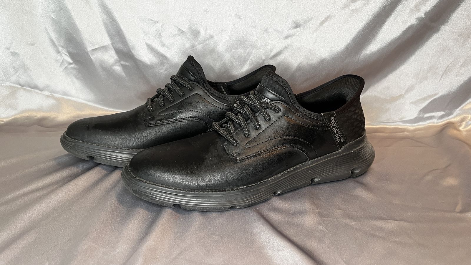 Men's leather Skechers slip-ins