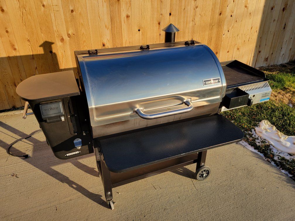 36" Camp Chef Woodwind with Sidekick and Griddle