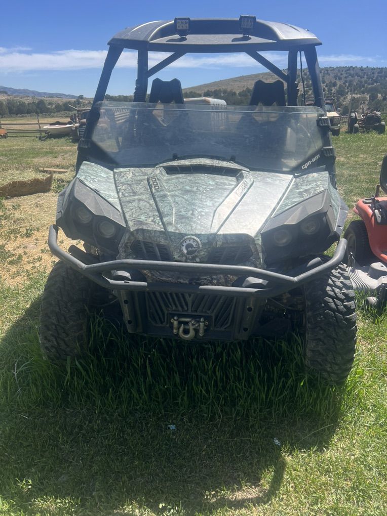 2016 Can Am Commander 1000xt