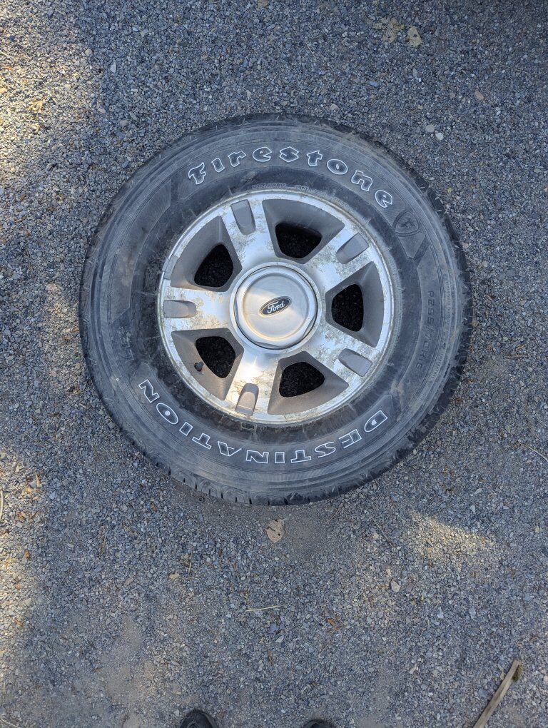Ford tire and rim