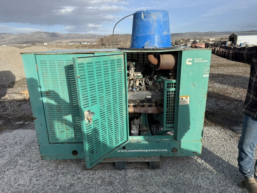 3 phase 60kw Cummins Generator
