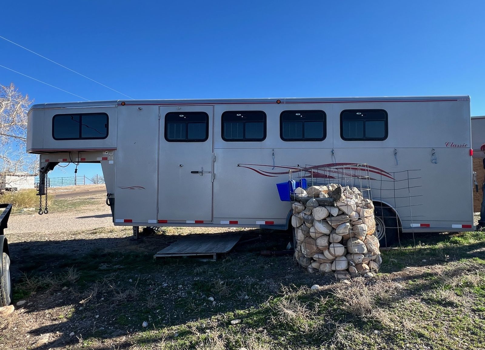 2007 Horse Trailer, 4 horse
