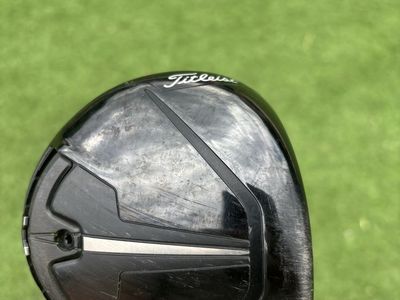 Titleist TSR3 Driver - 9.0 degree X-Stiff