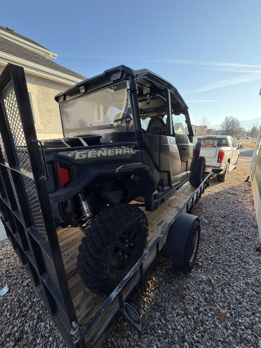 Four Seater Polaris General 1000 XP