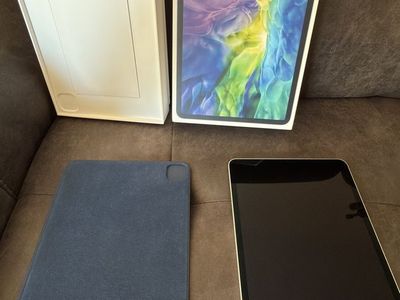 iPad Pro 11" 2nd Gen WiFi 128gb Silver