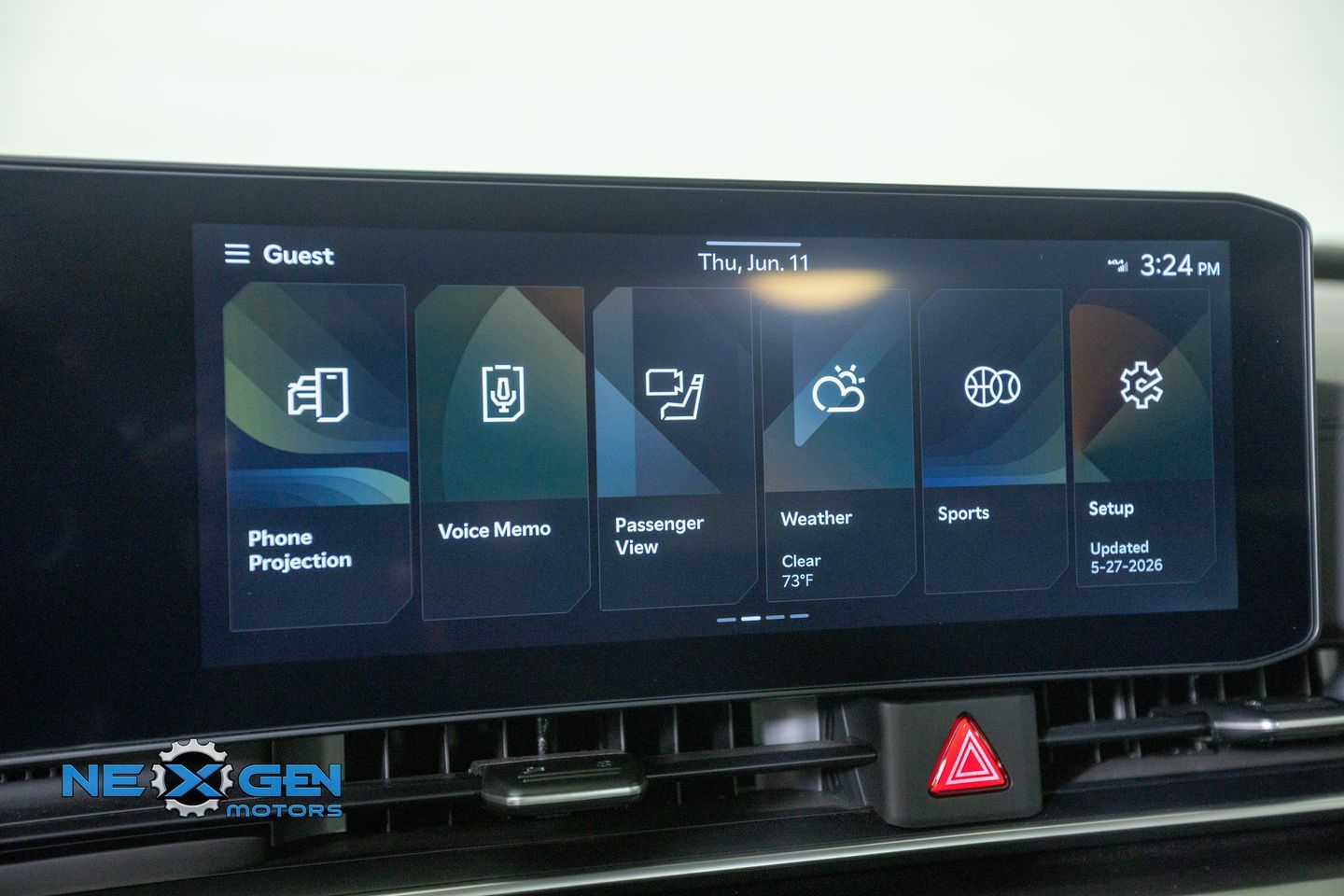 Main image 18