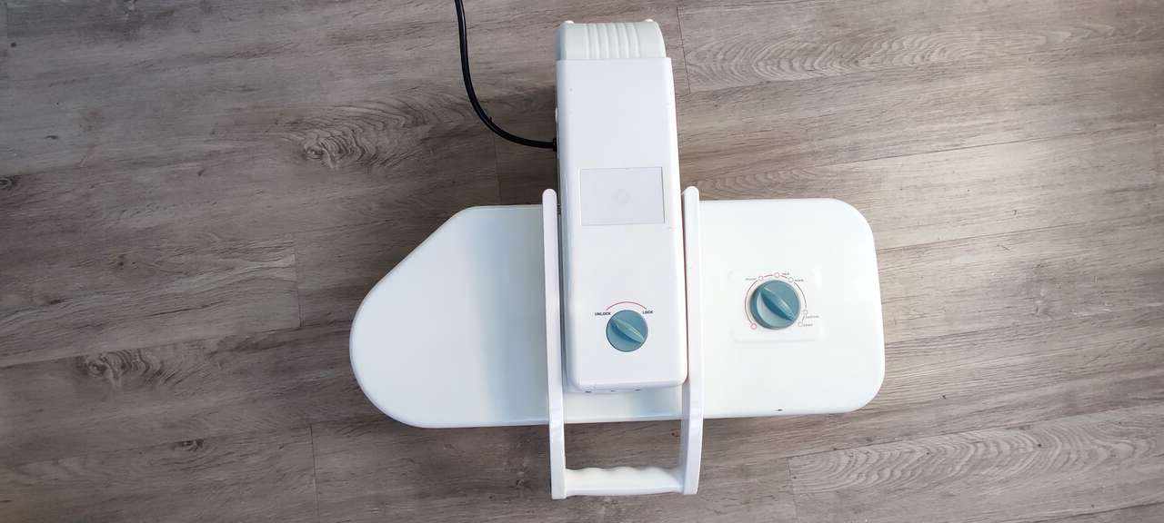 Steamfast SP 660 Iron Press Tabletop Steam Press