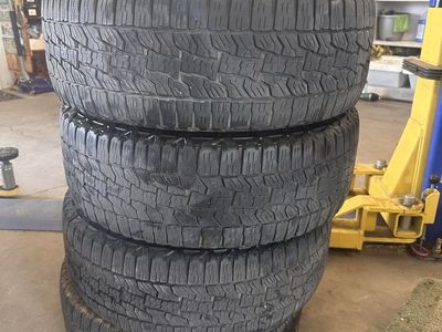 * FS set of 4, Falken Wildpeak A/T trail 225/60/17*