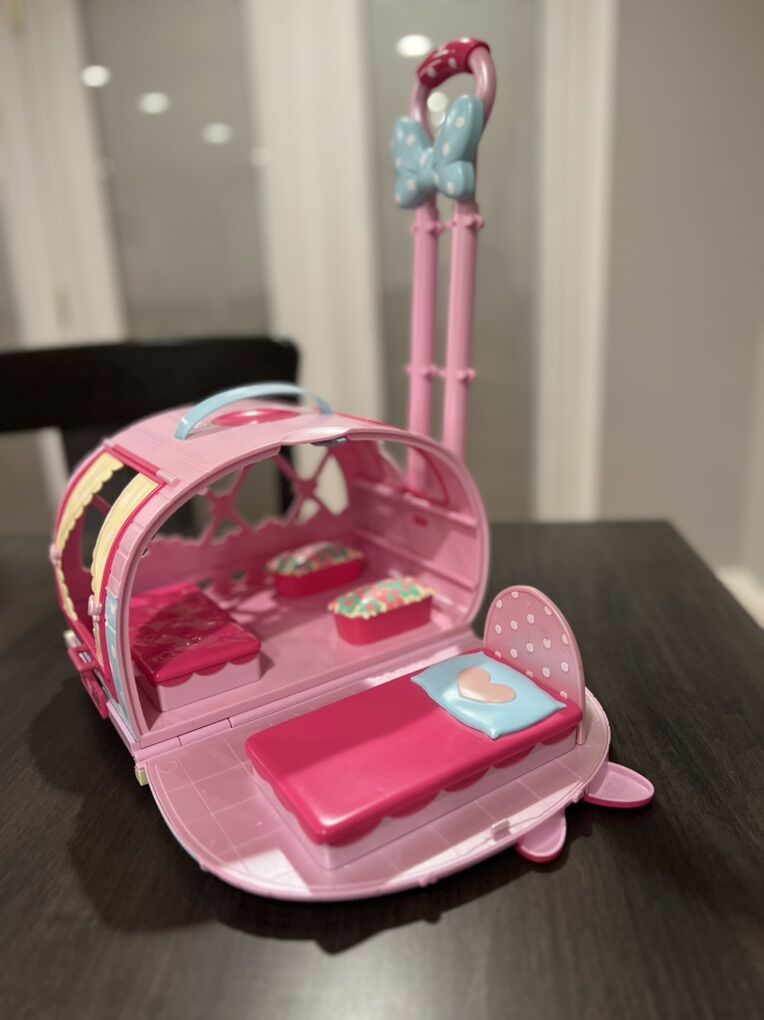 Minnie Mouse Camper Toy