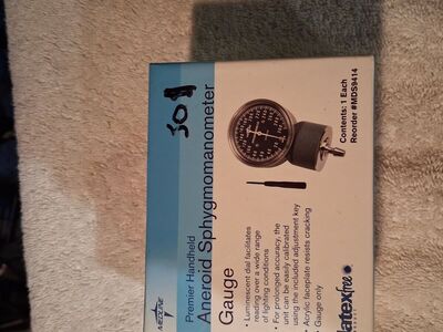 Medline Premier Handheld Aneroid Gauge