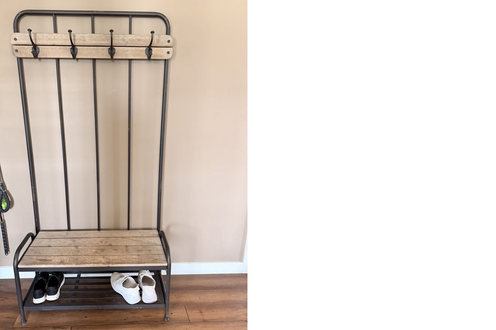 Coat rack / bench