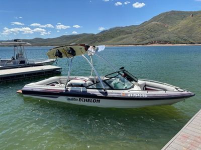 1994 Malibu Ski/Wakeboard Boat