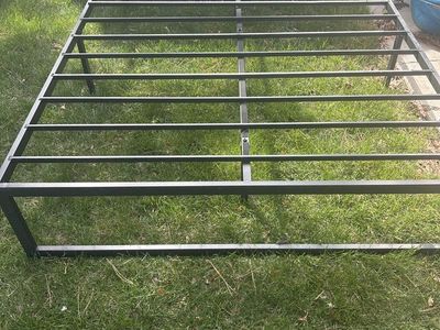 Black Metal Queen Bedframe
