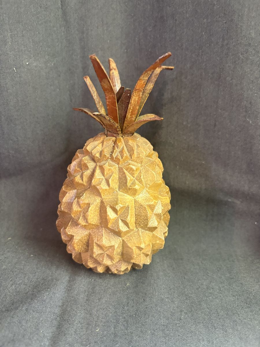Vintage Hand-Carved Wooden Pineapple – Tropical Folk Art $20 cash/venmo in Draper