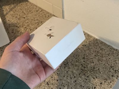 AirPods Pro 2nd gen usb c (cash only)