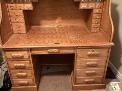 Classic Oak Roll-Top Desk with Multiple Drawers and Organizer Compartments - Used, Good Condition