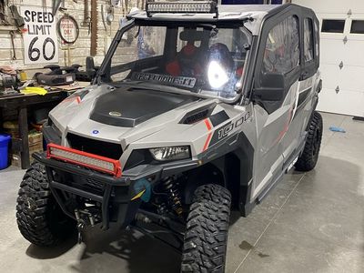Polaris General 1000 2017 UTV 4x4 Utility Vehicle Side-by-Side 1000cc