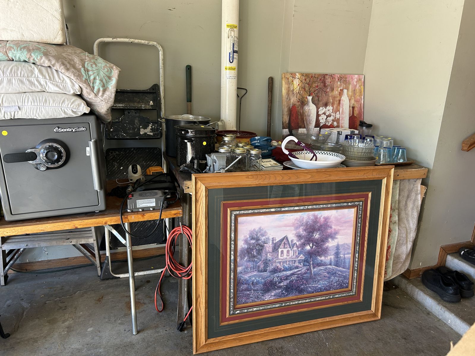 Main image 6