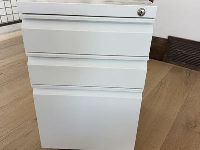 3 drawer rolling file cabinet
