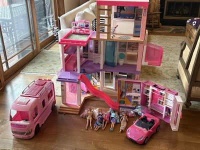 Lots O’ Barbie items