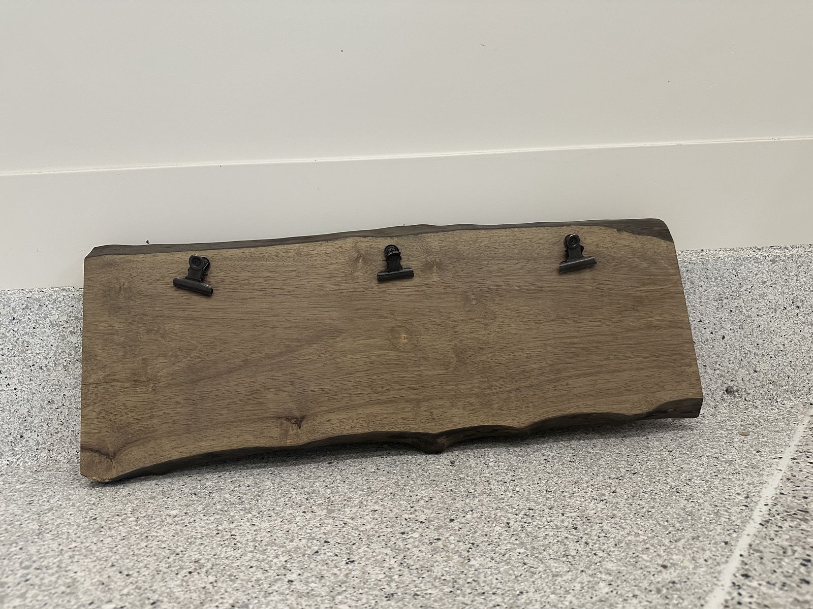 Shelf w/ Clips