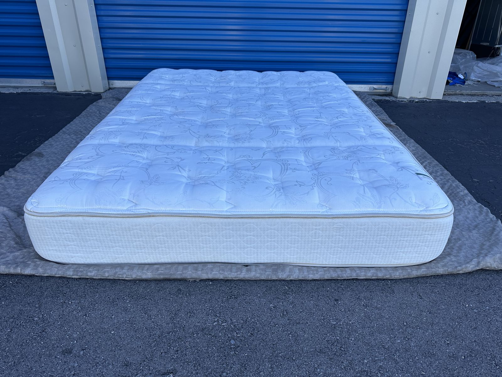 Queen Clean Mattress