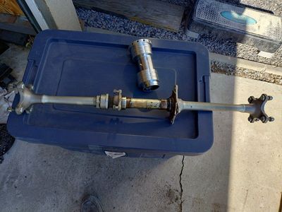 Honda 250r, 400ex, 450r axel and bearing carrier.
