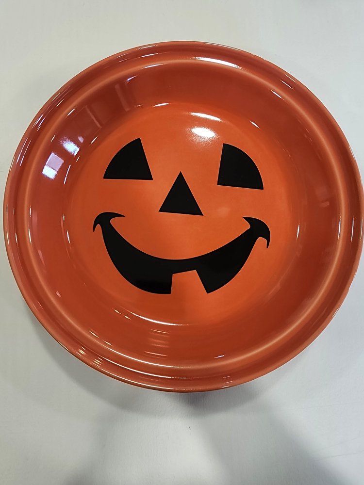 Fiestaware set of Happy Pumpkin (Flamingo)