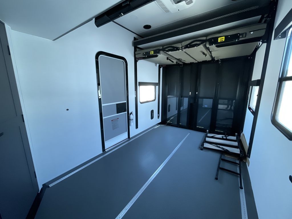 Main image 26