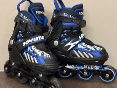 Sowume Youth Light-Up Rollerblades - Size Small (11-1) - Excellent Condition, Smooth Glide