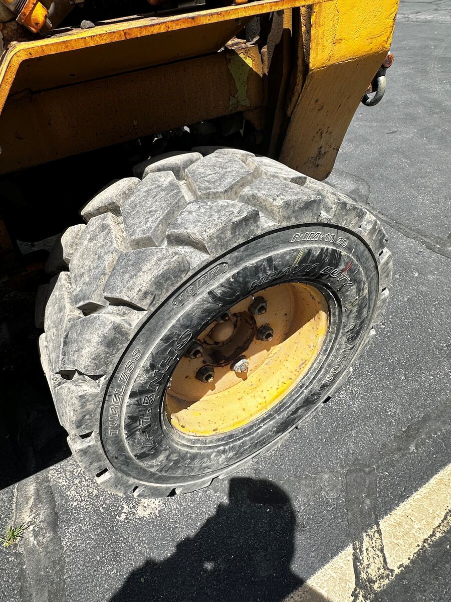 15-19.5 Industrial Tires