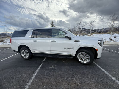 2024 GMC Yukon XL 1500 SLT