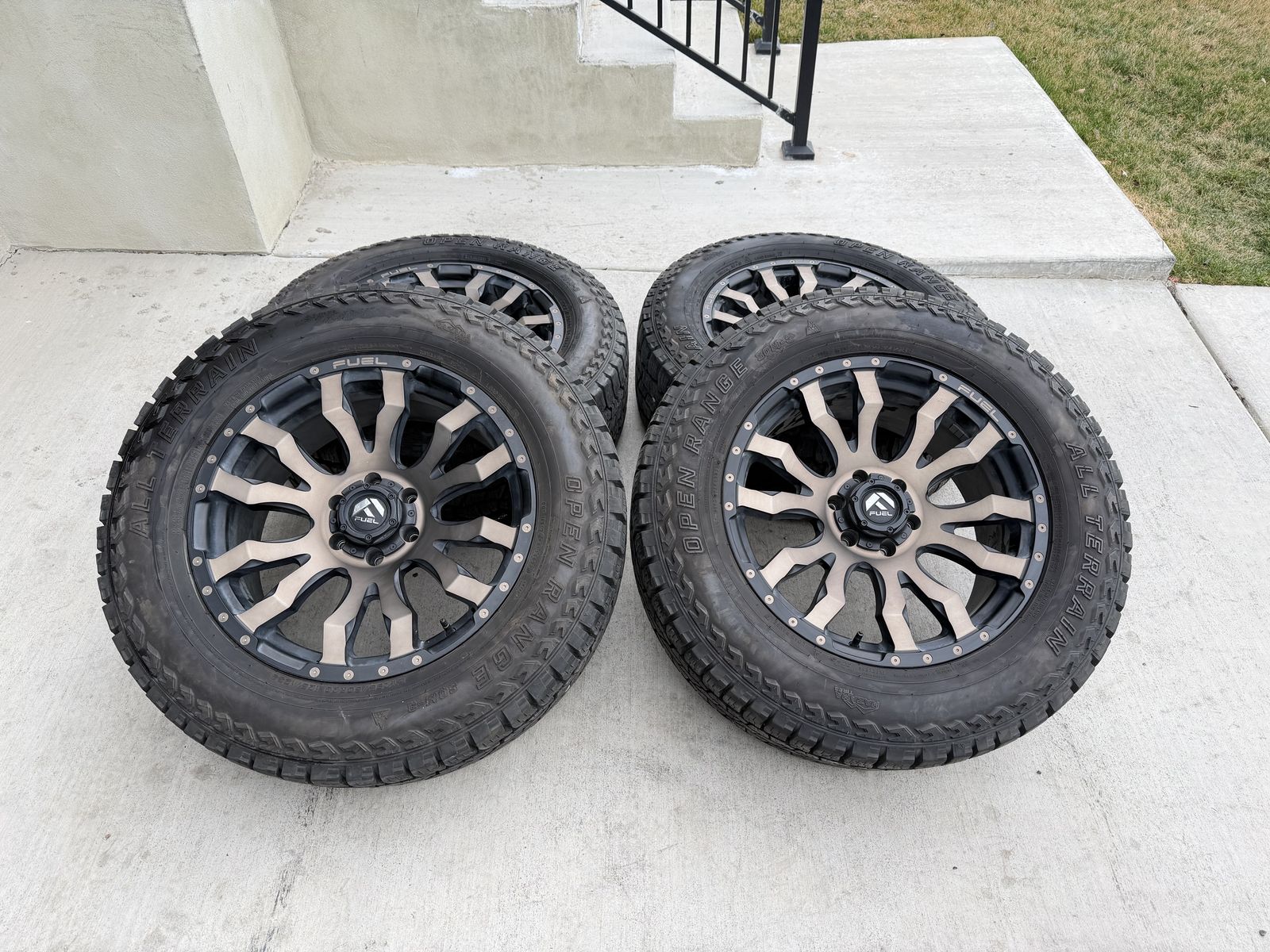 Ford F150 Expedition Rims And Tires 295/60R20
