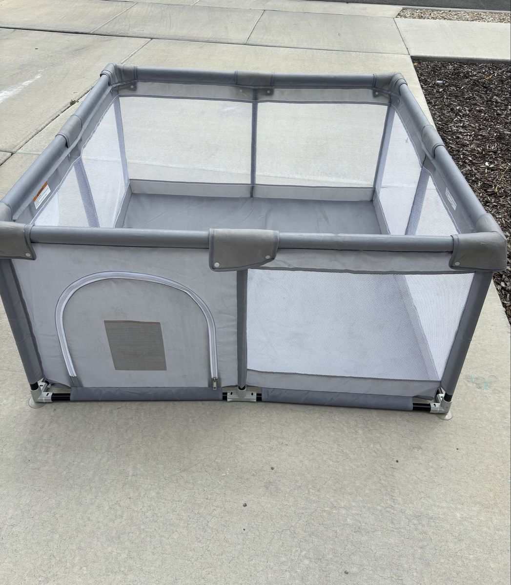 Fodoss 47"x47" Baby Playpen - Gray Portable Activity Play Yard w/ Mesh & Zipper Door