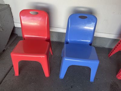 50 CHILDREN'S CLASSROOM CHAIRS FOR SALE