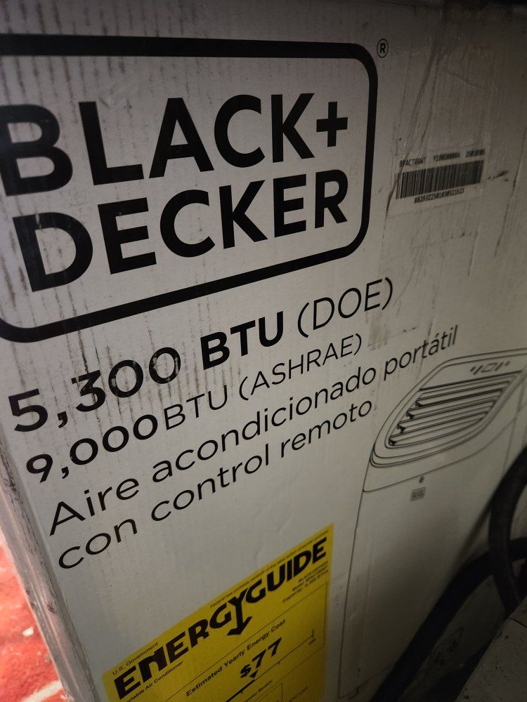 BLACK+DECKER 9,000 BTU Portable Air Conditioner with Remote Control (BPT09WTB)