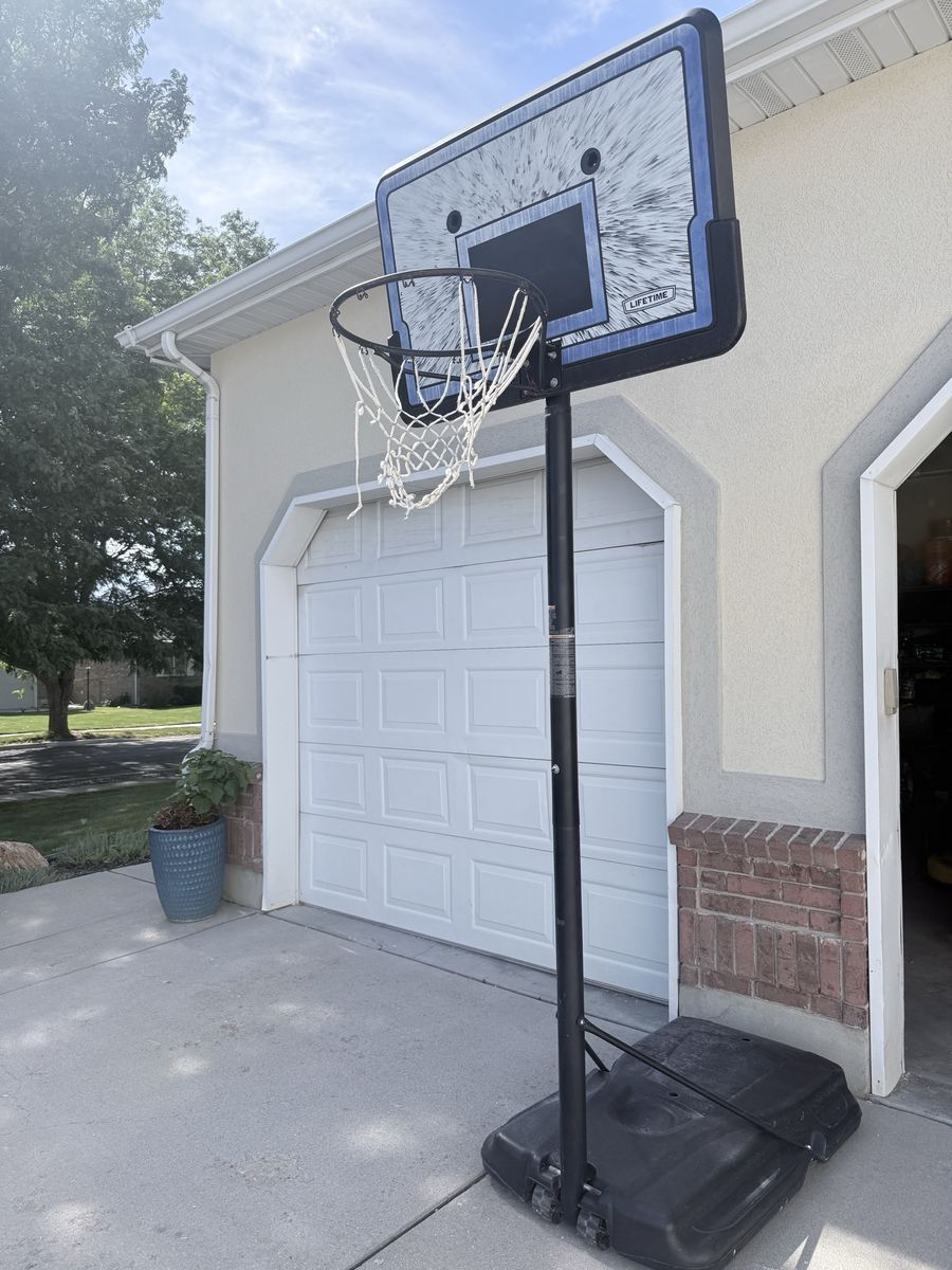 Lifetime Portable Basketball Hoop with Adjustable Height