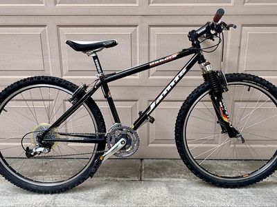 Jamis Dakota Reynolds 631 Steel Mountain Bike - 26” Wheels, Shimano XT, Manitou SX-R