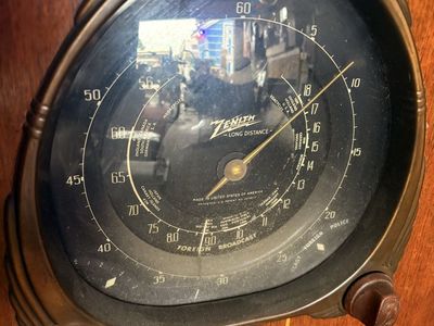 Vintage Zenith Long Distance Floor Standing Radio - Antique Wood Cabinet Receiver