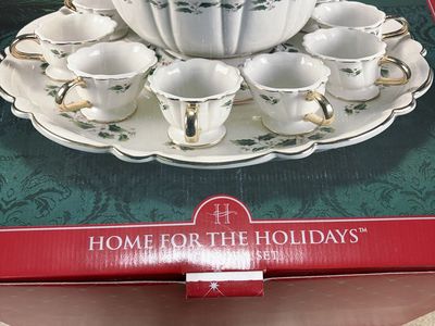 Holiday punch bowl