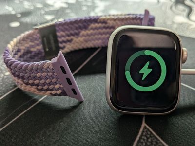 Apple Watch Series 8, 41mm Aluminum