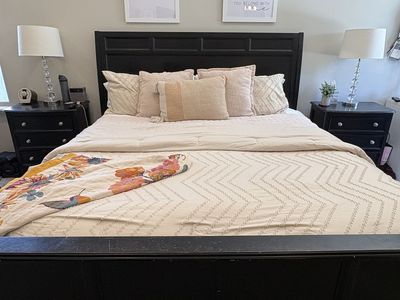 7 piece King Bedroom Set