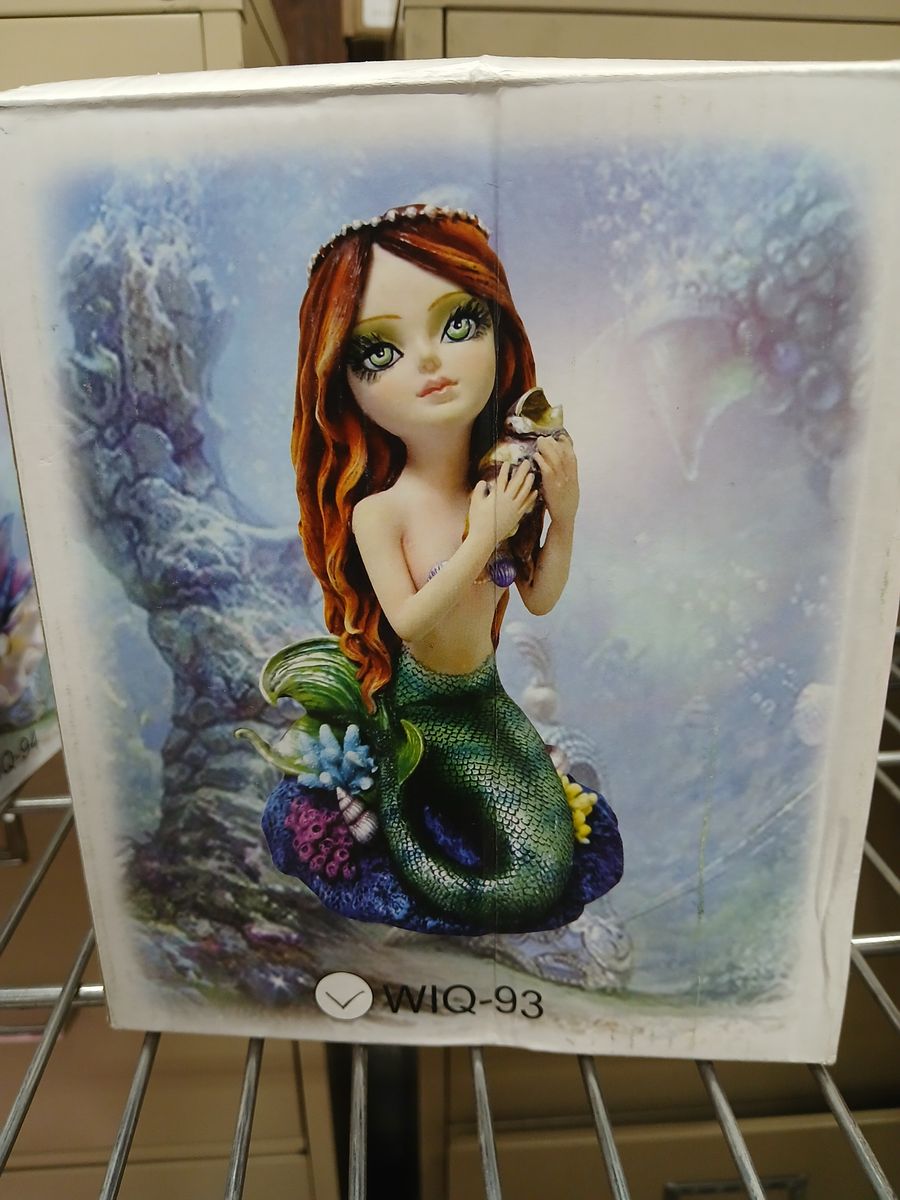 WIQ-93 Mermaid Figurine Red Hair Green Tail Collectible Fantasy Art Decoration-Section extras