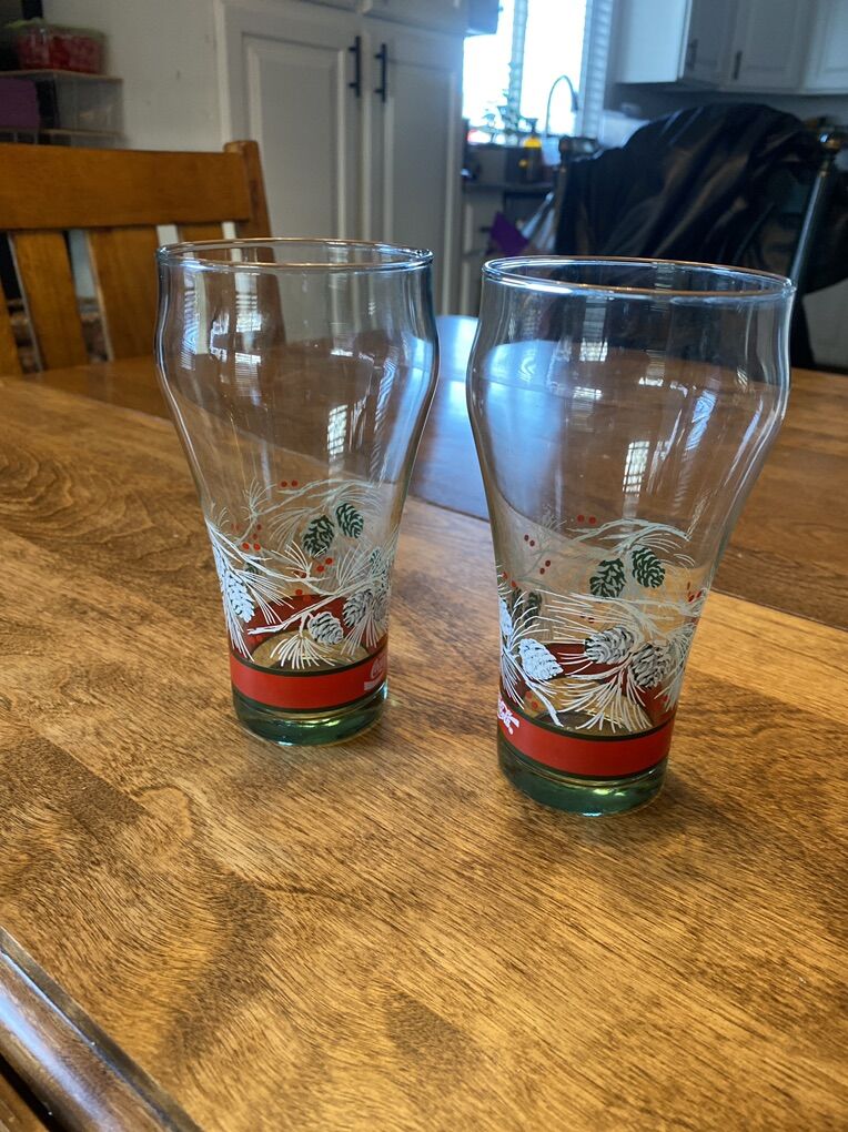Vintage Coca-Cola Christmas Glasses – Set of 9