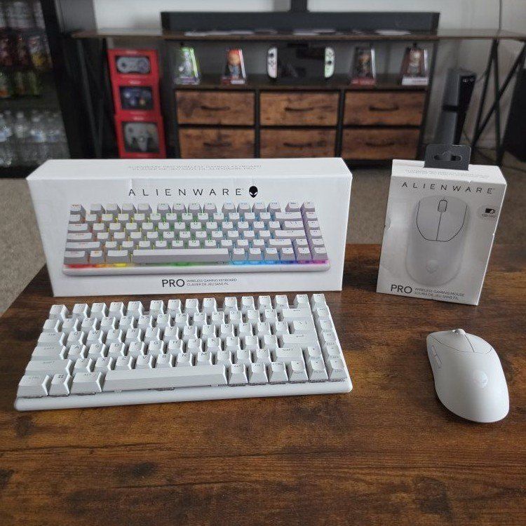 Alienware pro keyboard and mouse