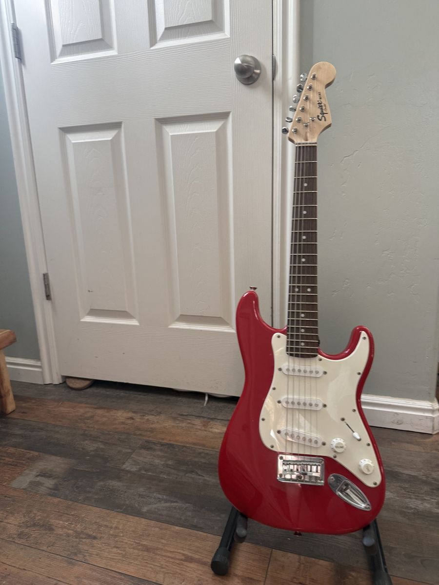 Squier Mini Stratocaster by Fender Electric Guitar
